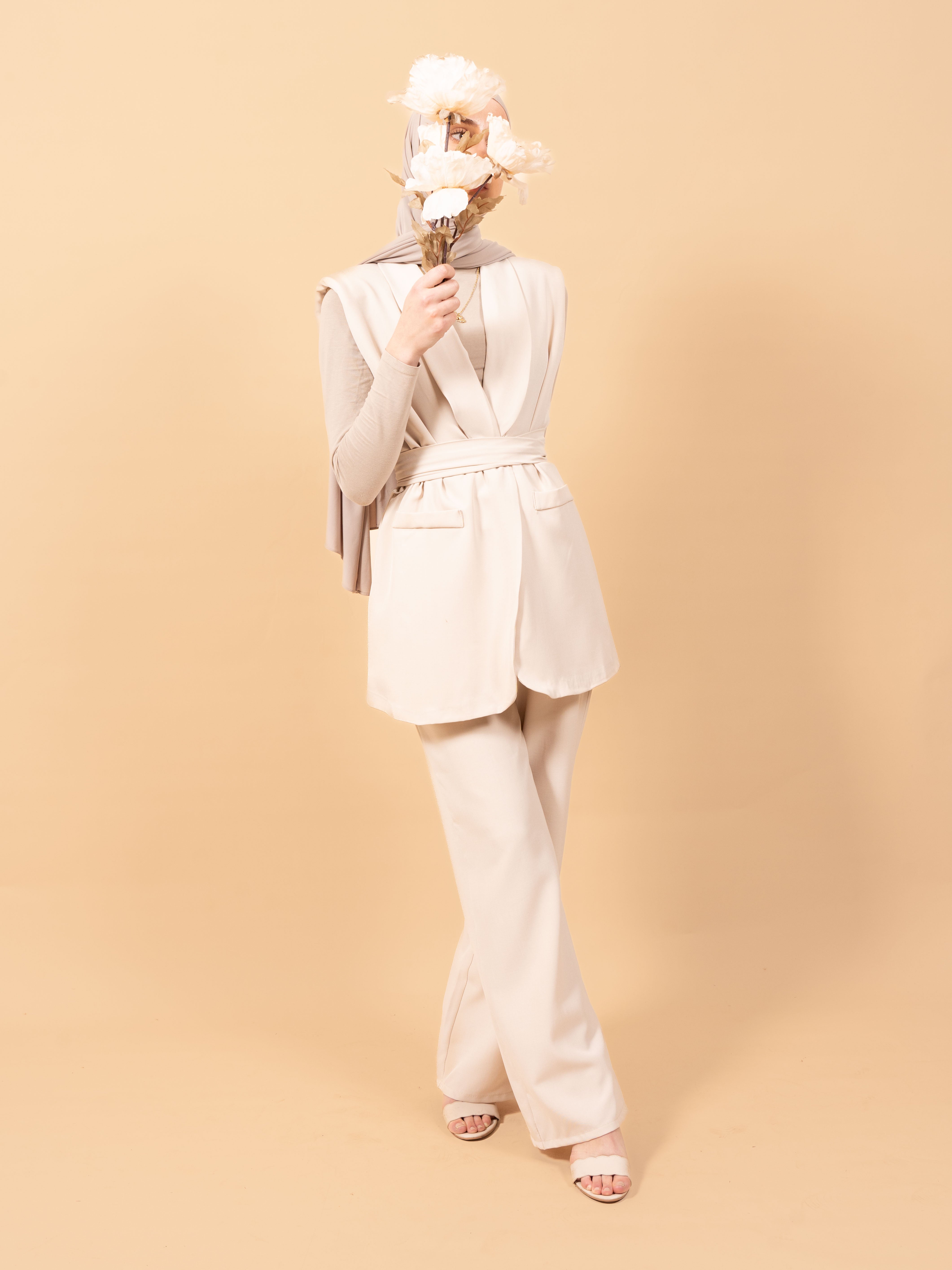 Sleeveless set - beige